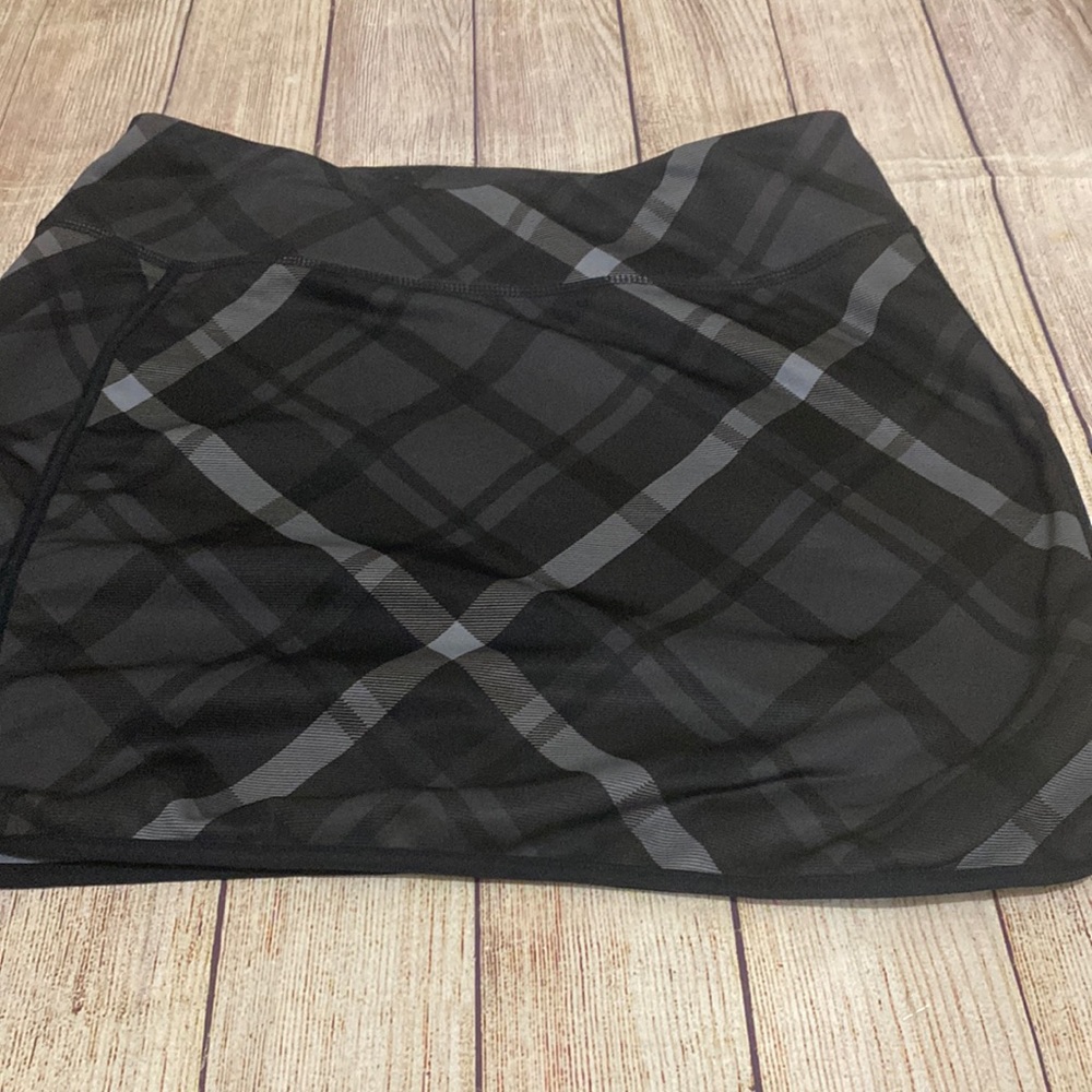 ATHLETA PLAID WANDER MINI SKIRT in size M - Picture 2 of 8